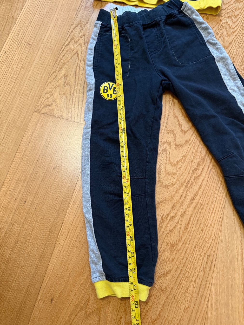 BVB Lotti & Set di vestiti: BVB Jogginganzug und Pullover Gr. 98-104 – Usato da Uetikon am See venduto da Fraufox1 6