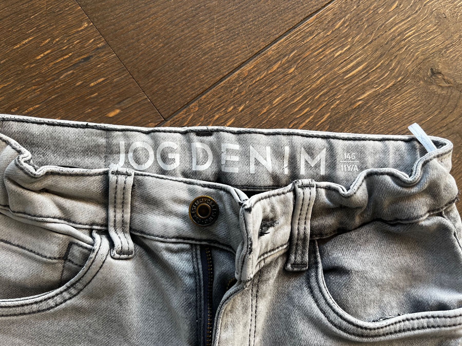C&A Pantalons: Short jeans taille 146 – D'occasion à Develier par lili_1 1