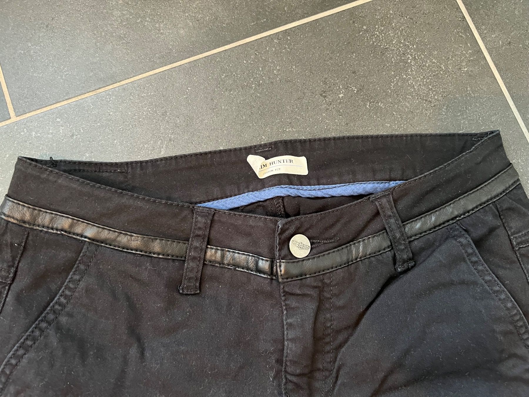 Jeans: Schwarze Denim Hunter Jeans – Nuovo (secondo la descrizione) da Inwil venduto da 27sonnenschein 1