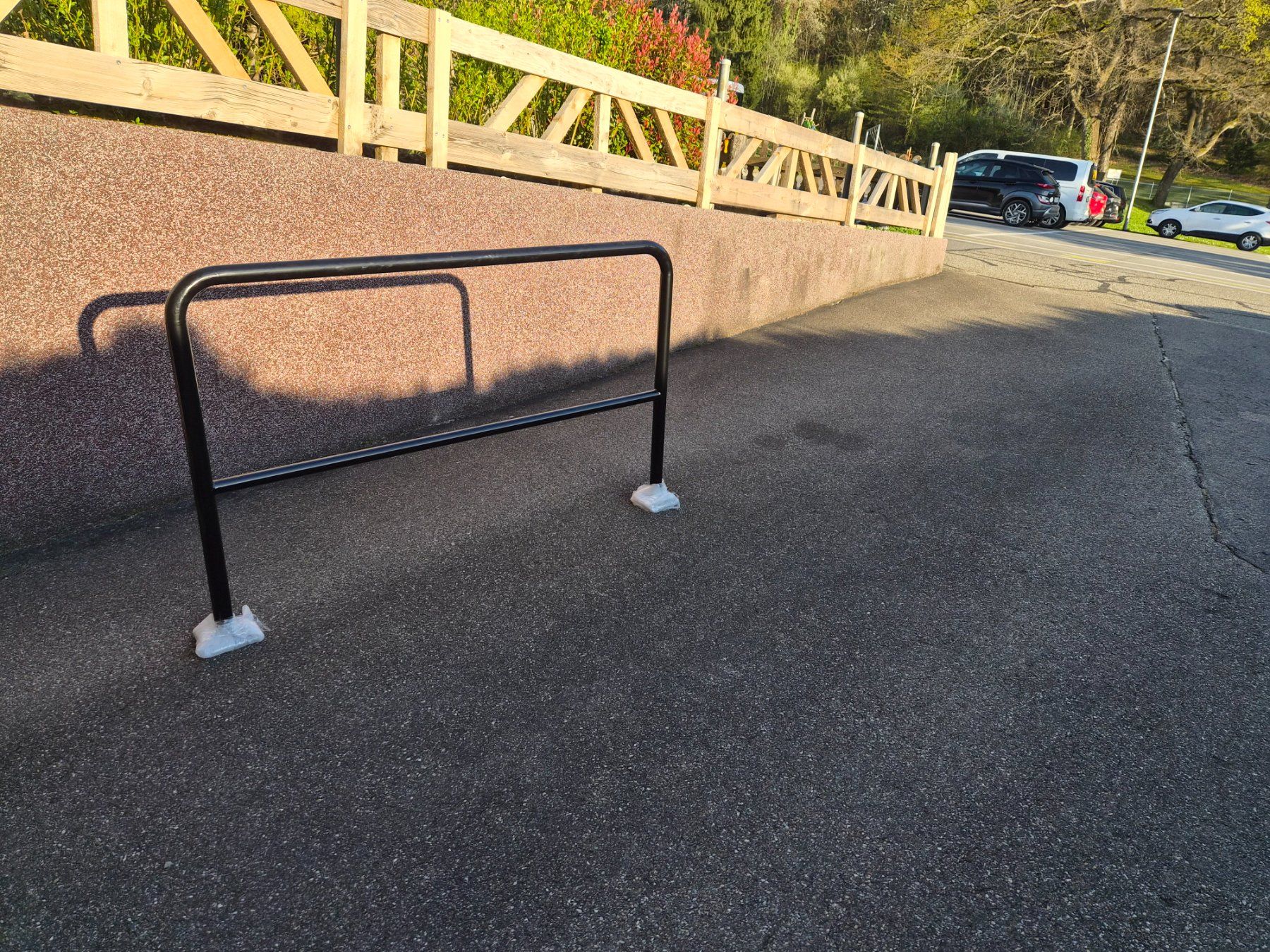 Ringhiere: Sicherheits gelender oder velo anlegebügel – Usato da METZERLEN venduto da Michioser 2