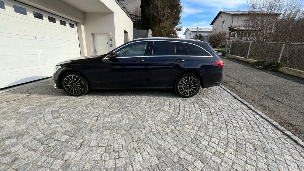 Mercedes C400 Kombi - Allrad permanent - 8 Fach bereift