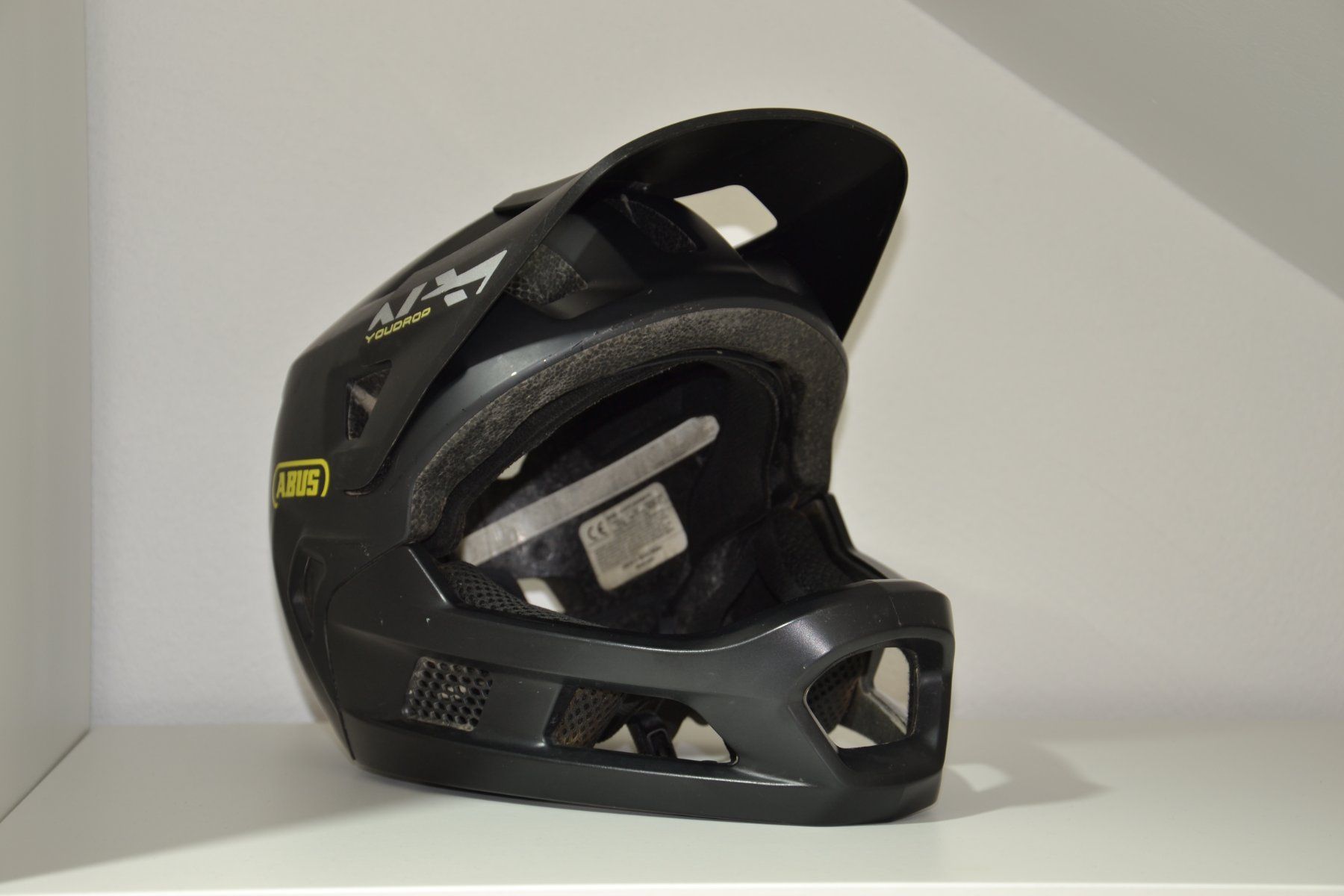 Abus Caschi: Casque vtt enfant Abus youdrop ff – Usato da Sierre venduto da kev_x7wd 3