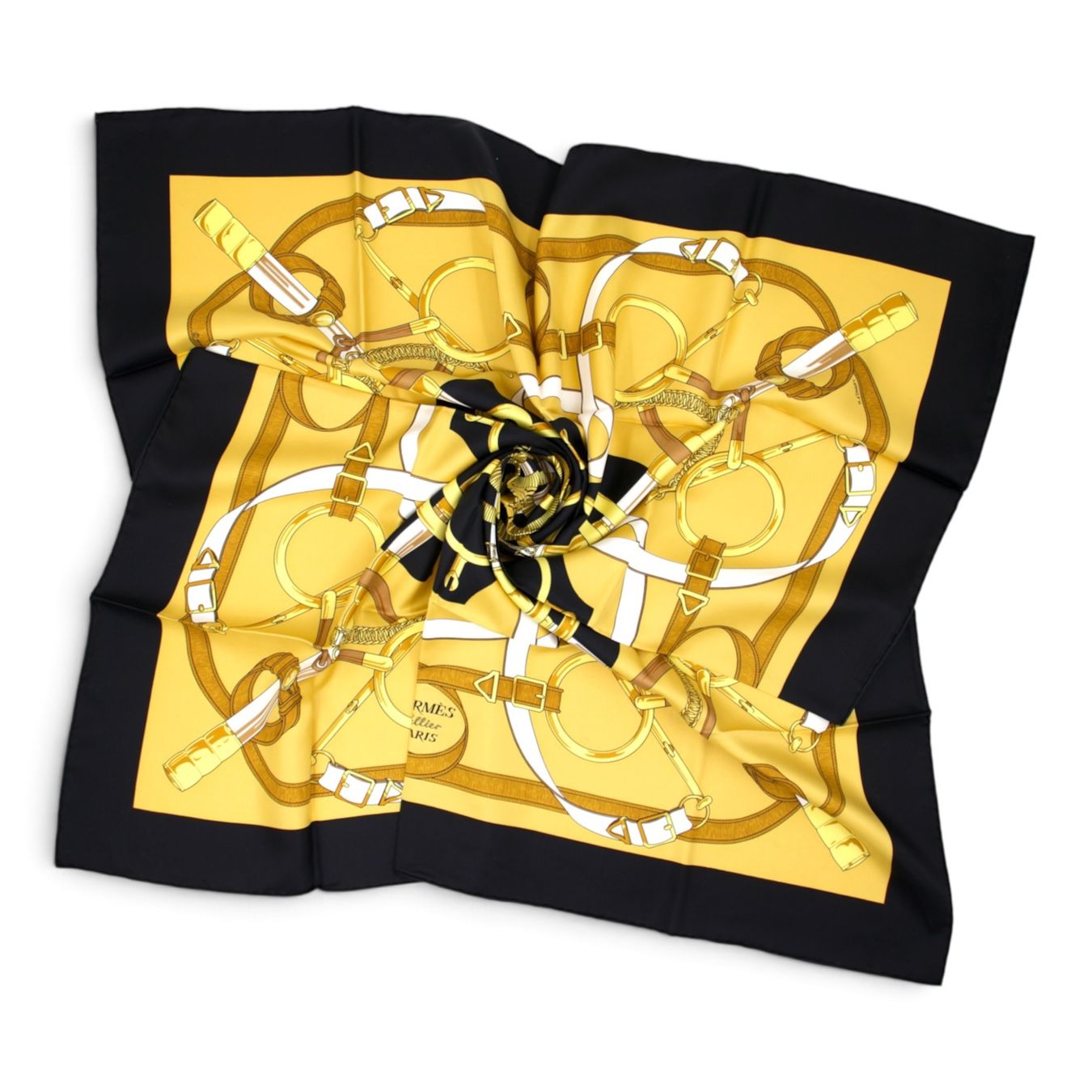 Hermès Foulards, Tücher & Schals: Hermès Carré "Eperon d'Or" schwarz – Gebraucht aus Binningen von Designerlabels 5