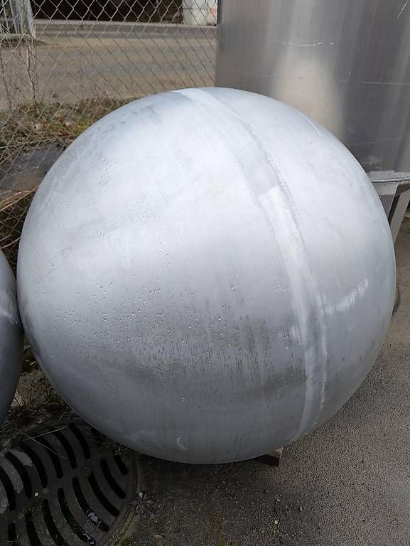 Tutte le decorazioni: Deko Hohlkugeln gross aus Stahl oder Alu – Usato da Hefenhofen venduto da LieberherrAG