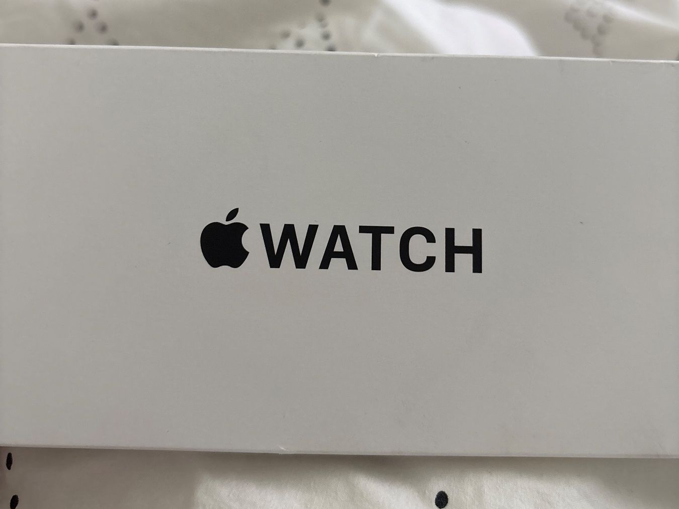 Apple Smartwatch: Apple Watch Box New SE3 – Neuf avec emballage d'origine à Pfäffikon SZ par Kkossowski