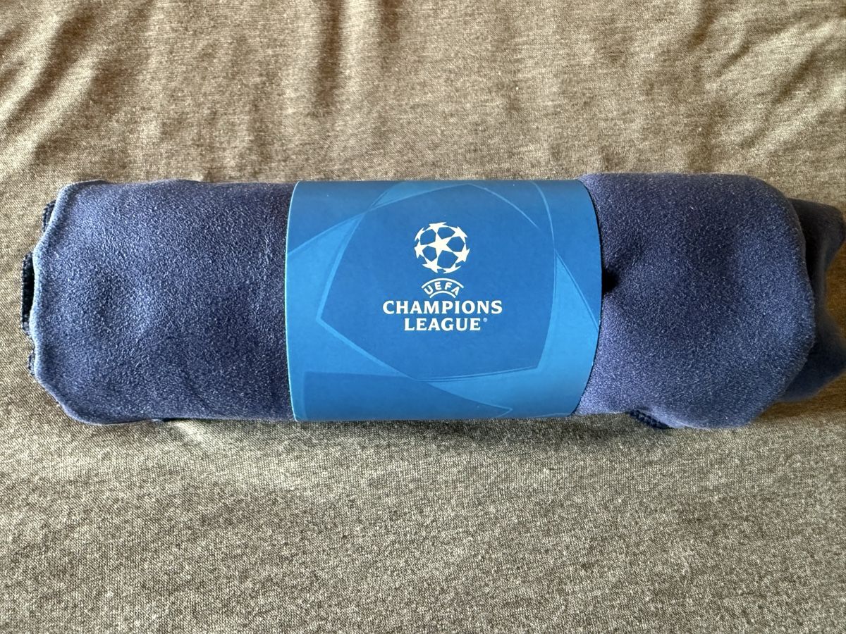Teli da bagno: Microfaser Badetuch UEFA Champions League neu – Nuovo (secondo la descrizione) da Affoltern am Albis venduto da jonas1009