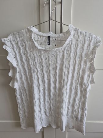 Damen Stricktop weiss kurzarm neu