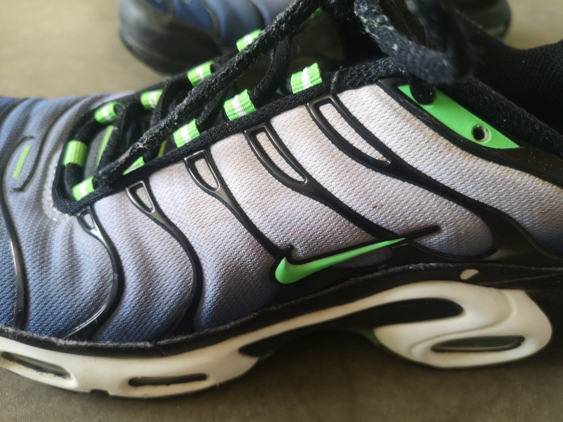 Nike Herrenschuhe: Nike TN Air Gr. 42 (US 8.5) – Gebraucht aus Bachenbülach von magic.fly 5