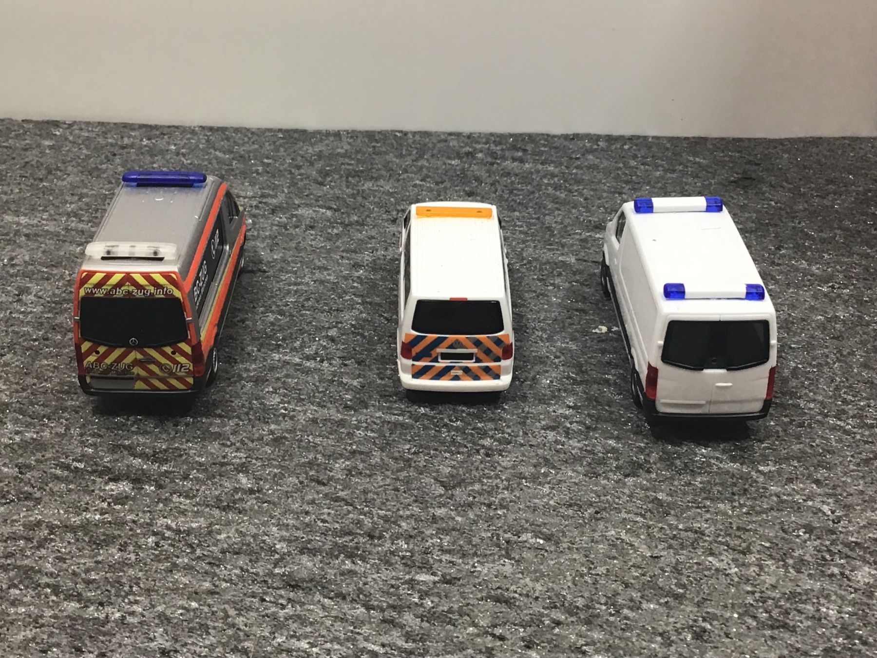 Herpa Modellini d'auto: HERPA 1:87 H0 MB SPRINTER, VW T5 – Usato da Männedorf venduto da Spezial-Modelle 2