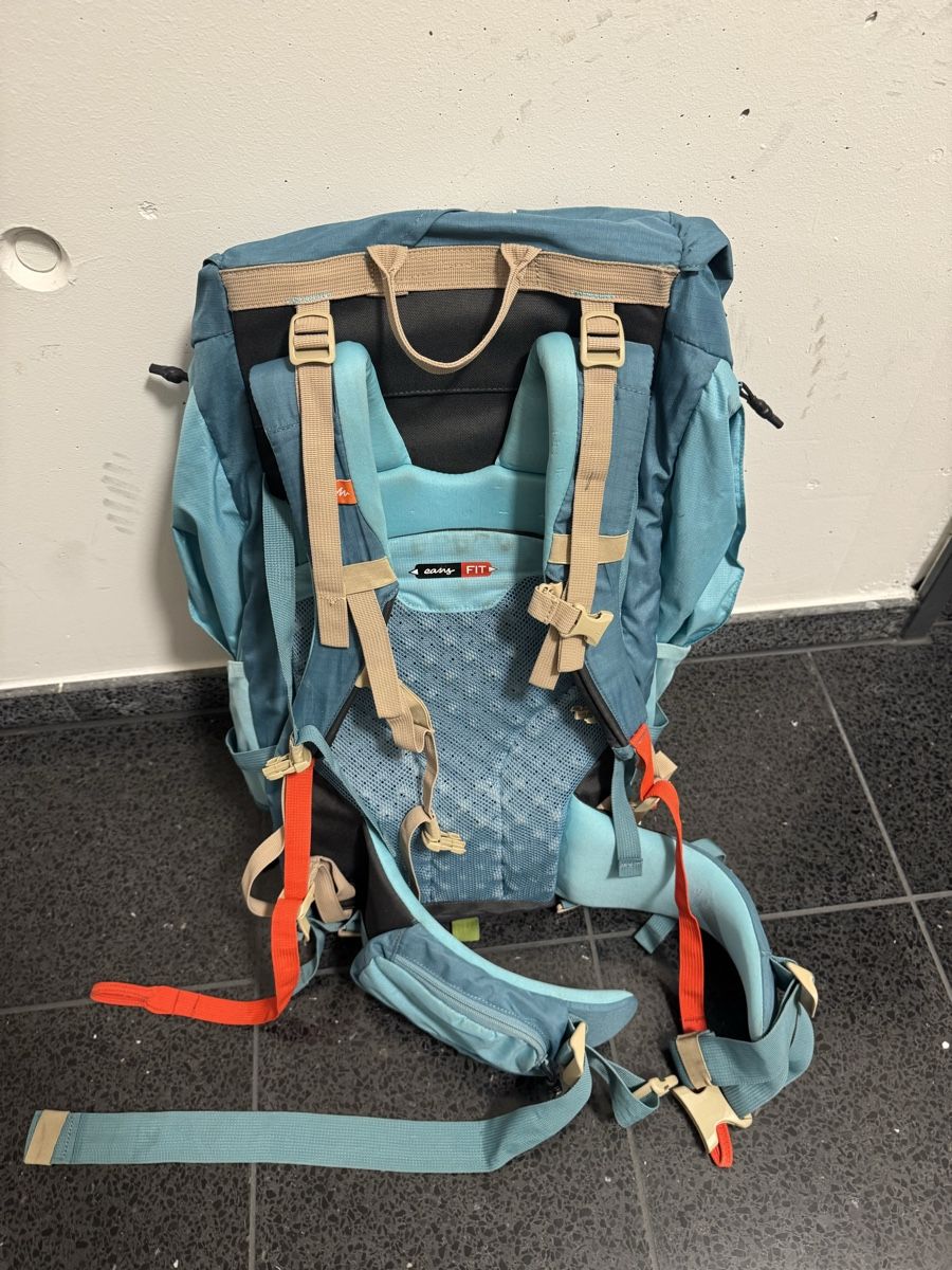 Decathlon Zaini: Quechua Rucksack – Usato da Zürich venduto da Monikauscimiak 2