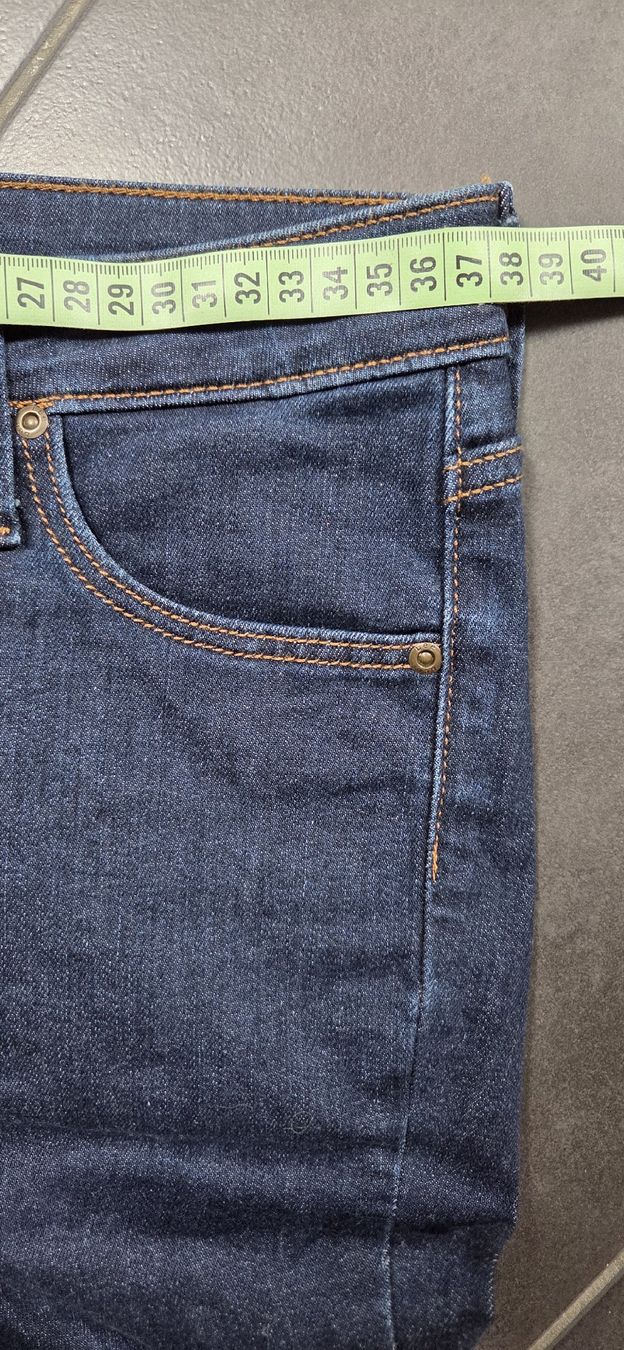 Lee Jeans: LEE Jeans Gr. 26/29 – D'occasion à Lyss par Urma5 4