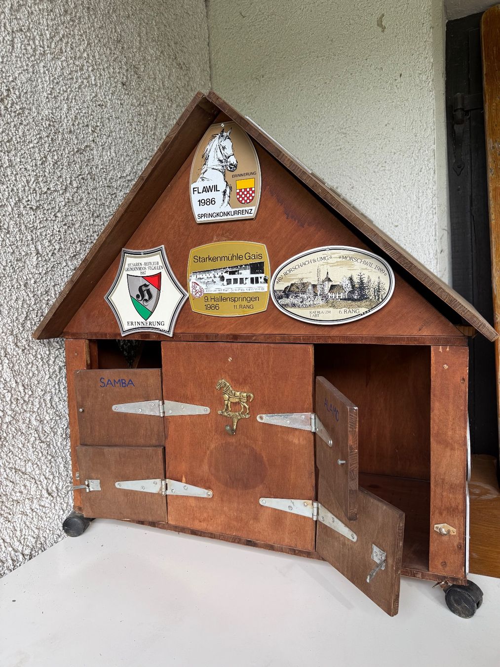 Giocattoli: Spielzeug-Pferdestall – Usato da Balgach venduto da ser_d5gt 1