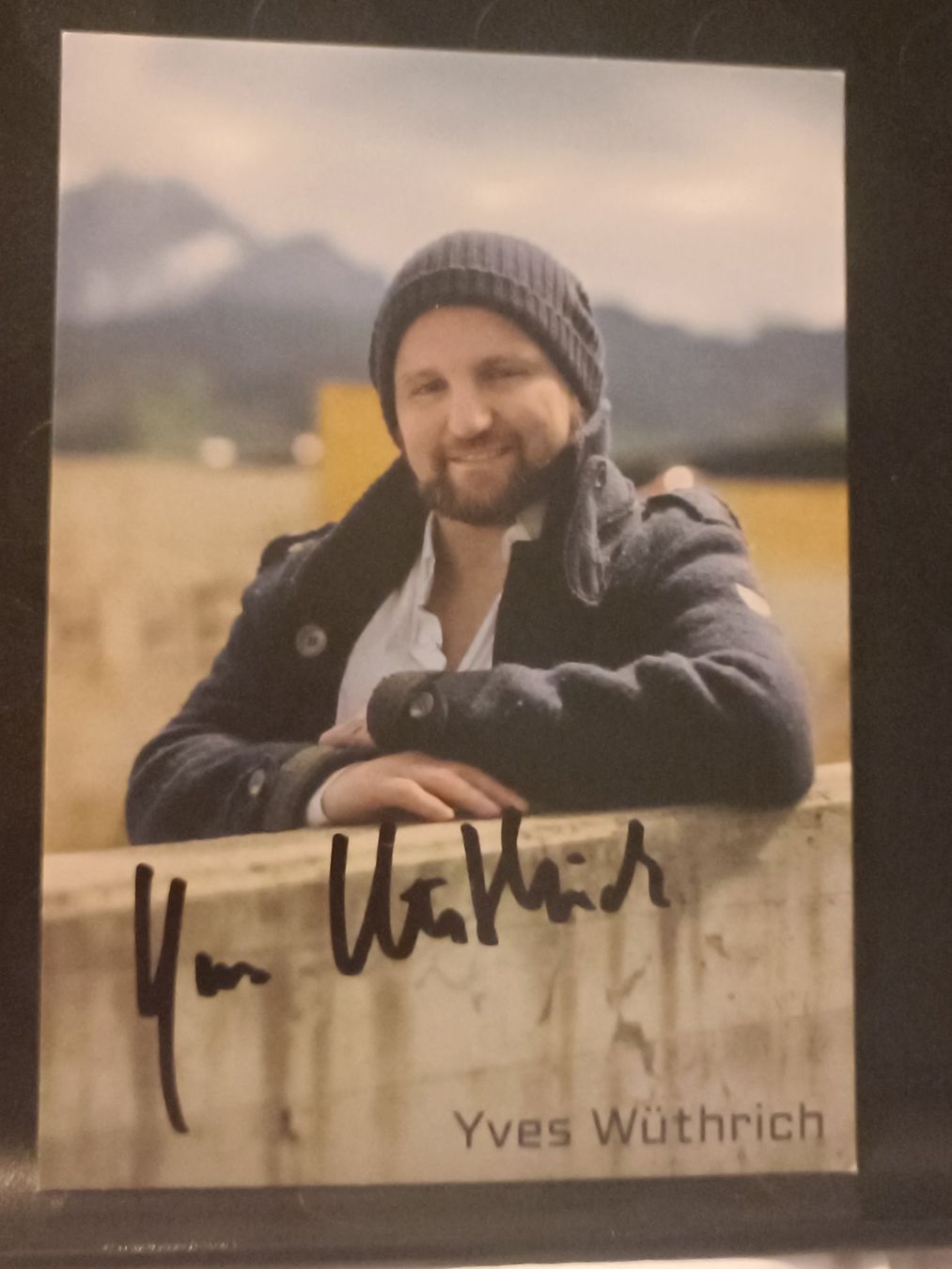 Autografi: Yves Wüthrich - handsigniert & handgeschriebene Mitteilung – Usato da Menziken venduto da Artographs