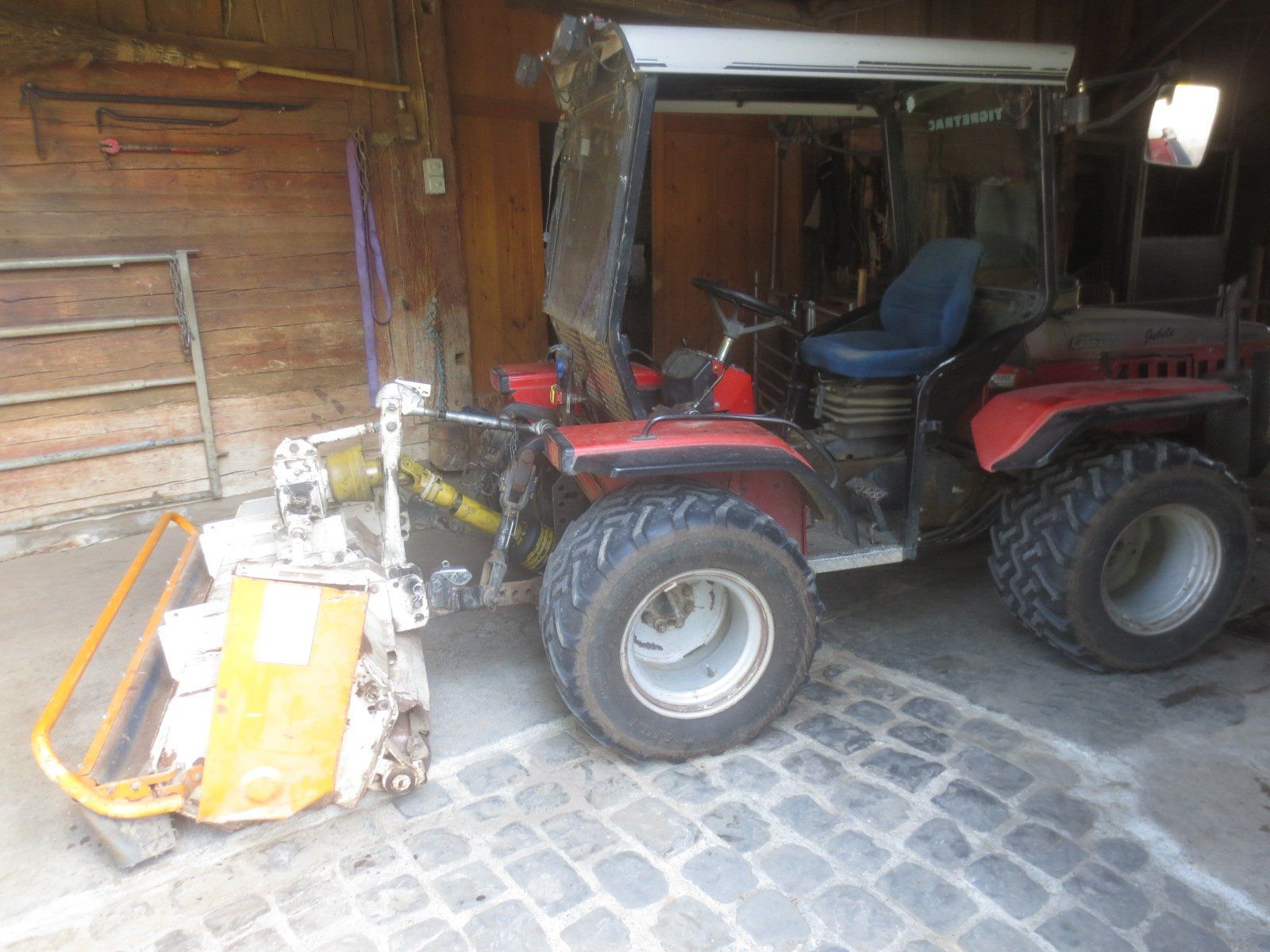 Carraro Traktoren: A.Carraro – Gebraucht aus Guggisberg von Zorro120 1