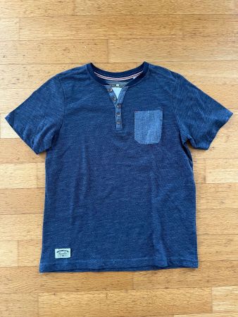 T-Shirt Gr.146/152 neuwertig