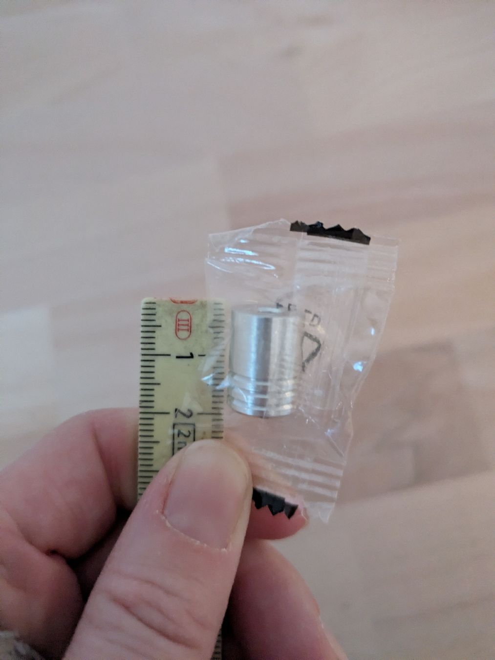 Ikea Mobili TV: 6 Möbel Knöpfe silber – Usato da Luzern venduto da reg_dq65 1