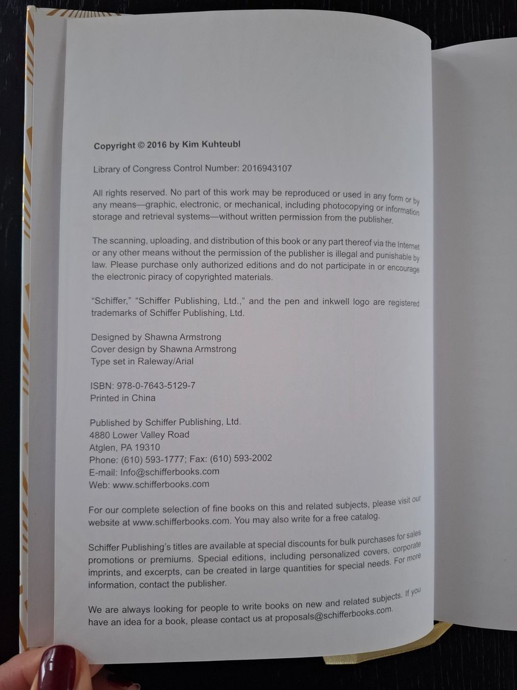 Libri: Branding + Interior Design Buch Kim Kuhteubl – Usato da Forch venduto da nicmau 1