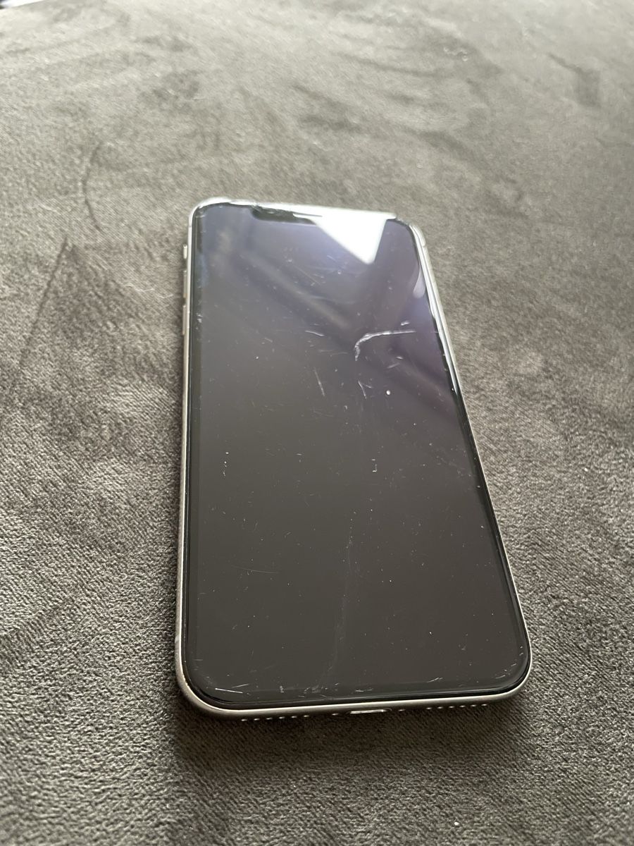 Apple Telefoni cellulari / Smartphones: Iphone X 64GB weiß - gebrauchter Zustand – Usato da Hitzkirch venduto da DM_7