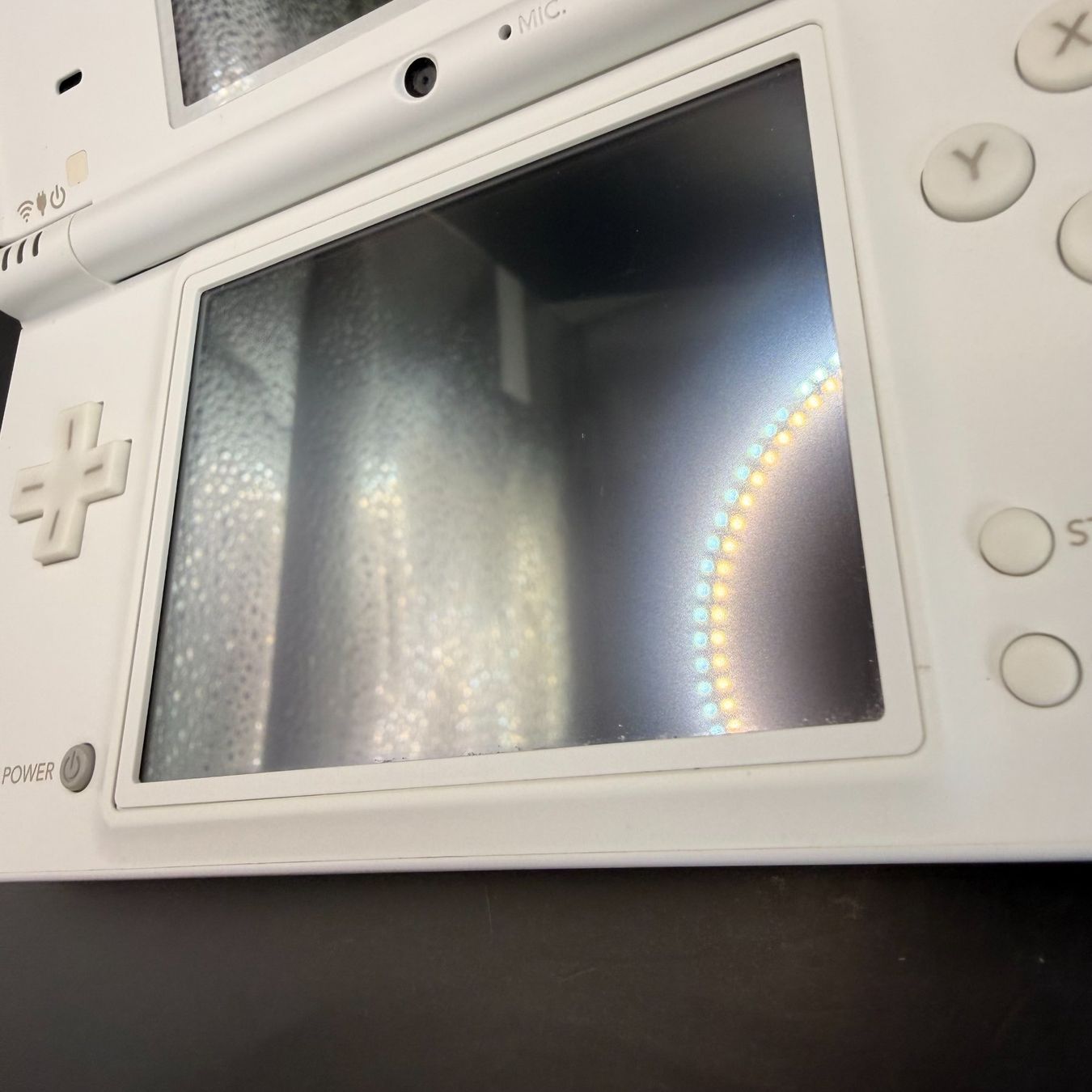 Nintendo Console: Nintendo DSi Weiss – Usato da Düdingen venduto da Nerdworld 1