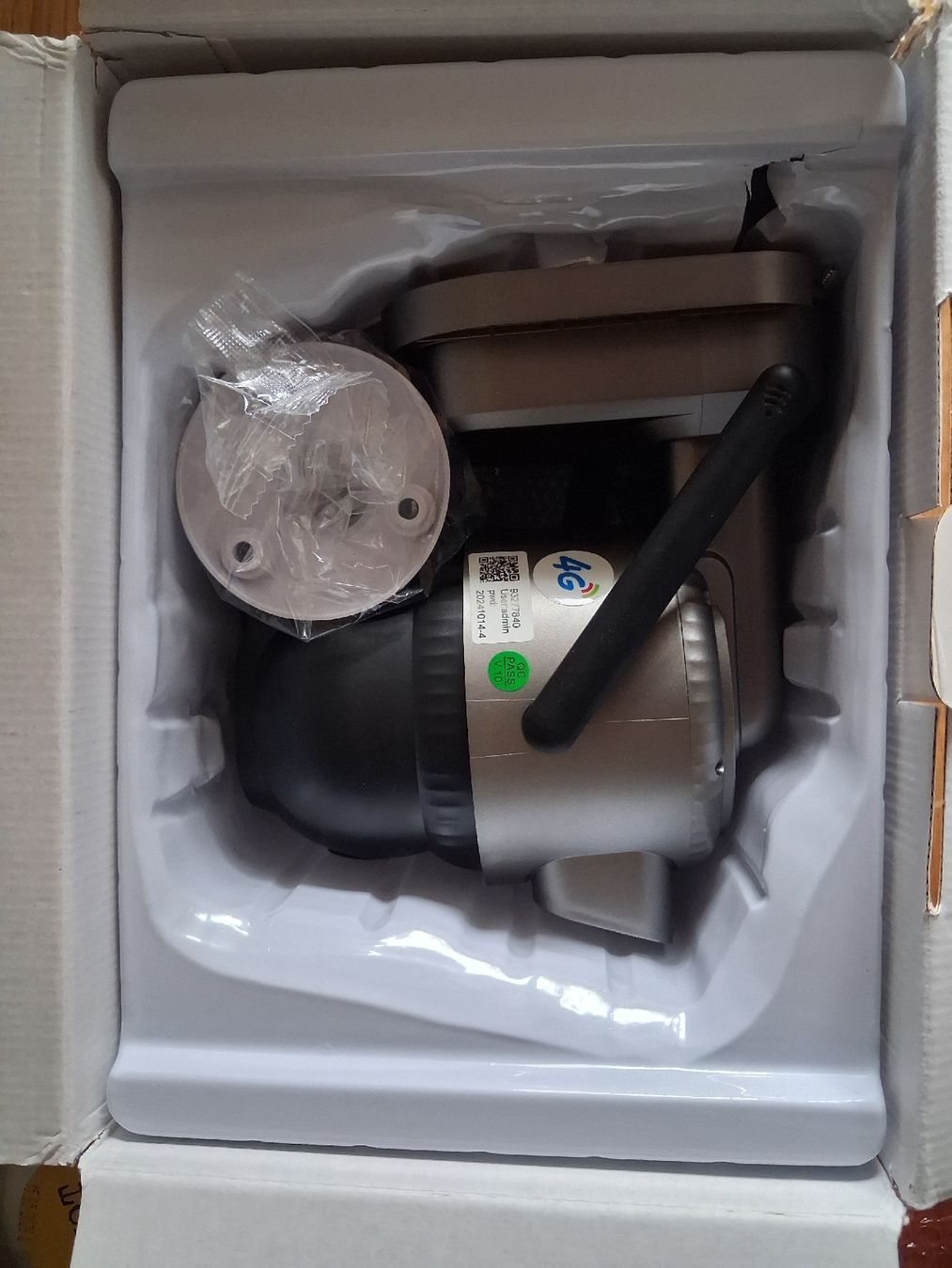 Webcams: Smart Net Camera V380 Pro mit Solarpanele noch nie gebraucht – Neuf avec emballage d'origine à St.Gallen par Carolina74 1