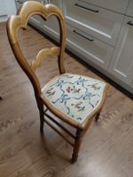 Antiker Stuhl mit Herzlehne, Vintage Design, 