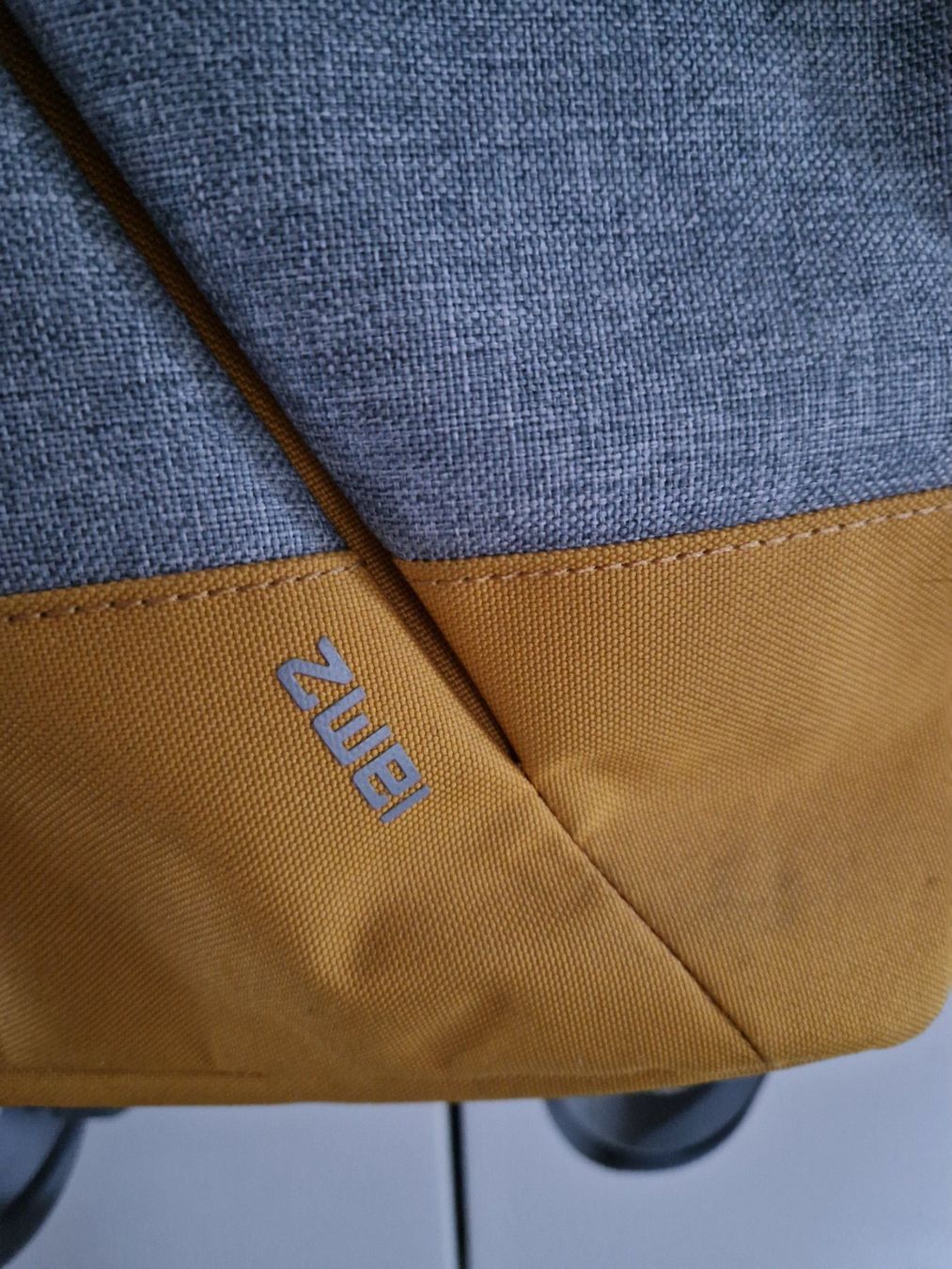 Zwei Zaini: Zwei Rucksack – Usato da Schwarzhäusern venduto da Daspi 1