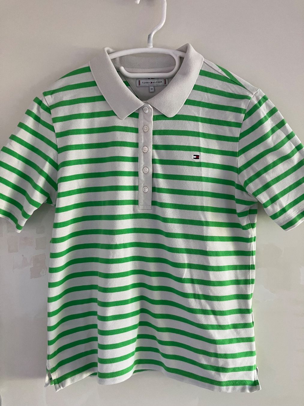 Tommy Hilfiger Magliette Polo: Poloshirt Tommy Hilfiger / Tshirt XS – Nuovo (secondo la descrizione) da Bachenbülach venduto da jul_bsw9