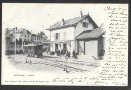 Aubonne Gare Bahnhof mit Zug und Personen
