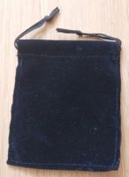 Schwarzer Samtbeutel 8,2 x 6,7 cm mit Zugschnur