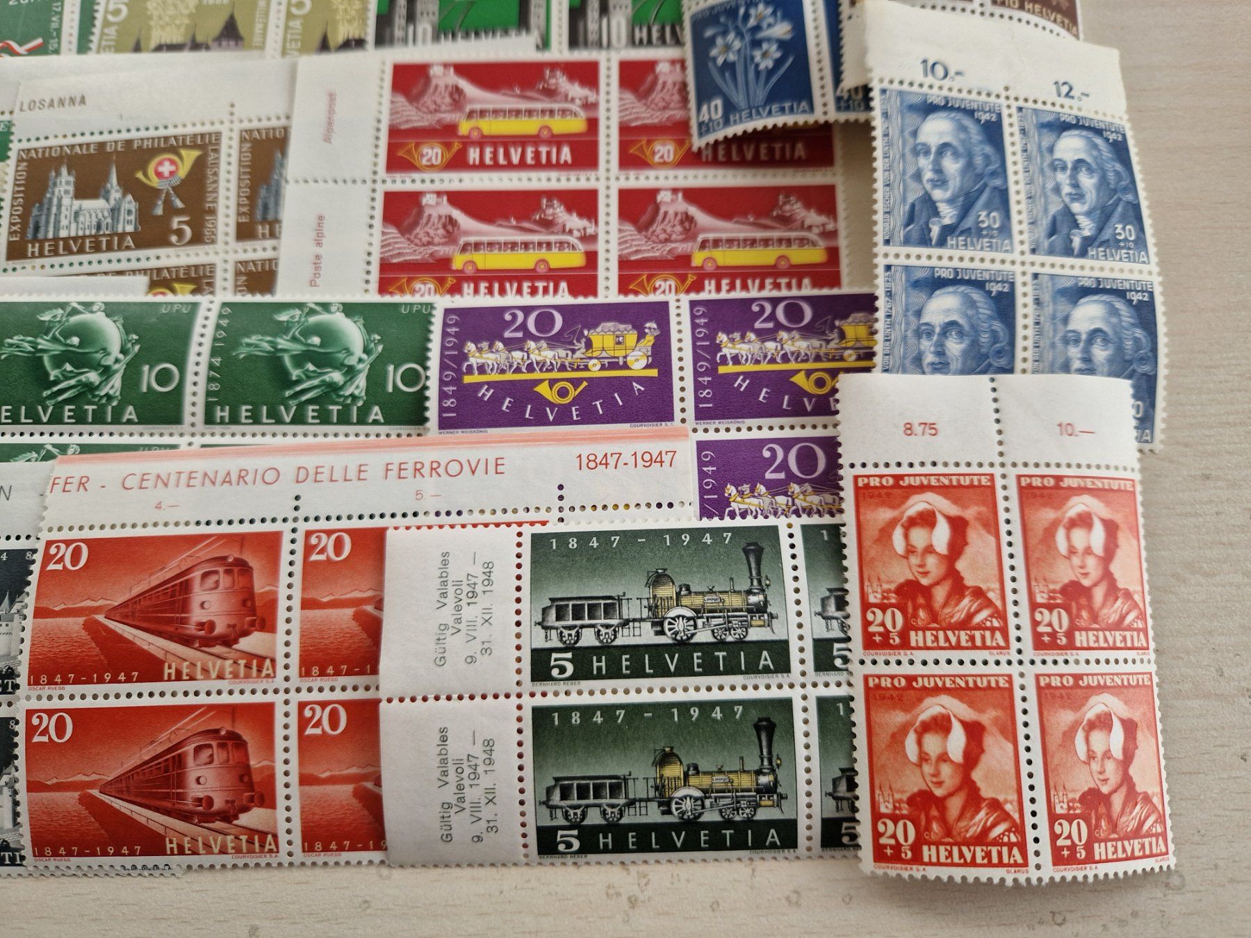 Tutti i francobolli: Ansammlung 4er Blöcke postfrisch**, ab 1.- – Usato da Burgdorf venduto da Glossy01 2