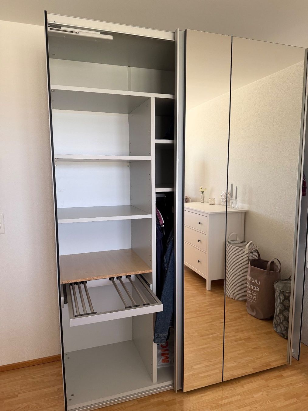 Armoires: Kleiderschrank – D'occasion à Seuzach par Pascal44060 4