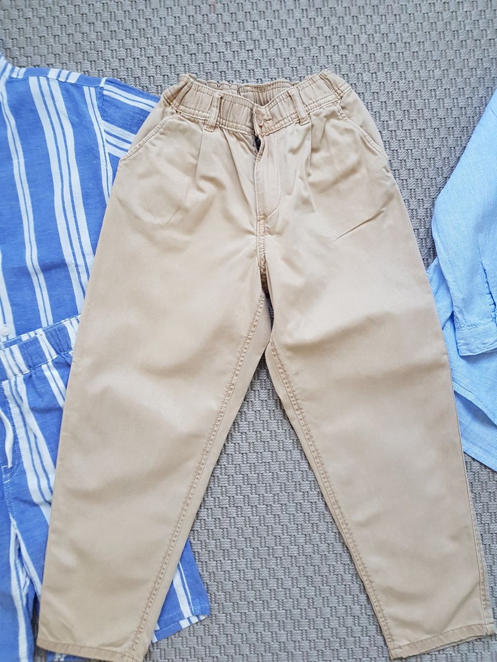 H&M Lotti & Set di vestiti: Kleiderpaket Jungen – Usato da Münchenstein venduto da mt25 3