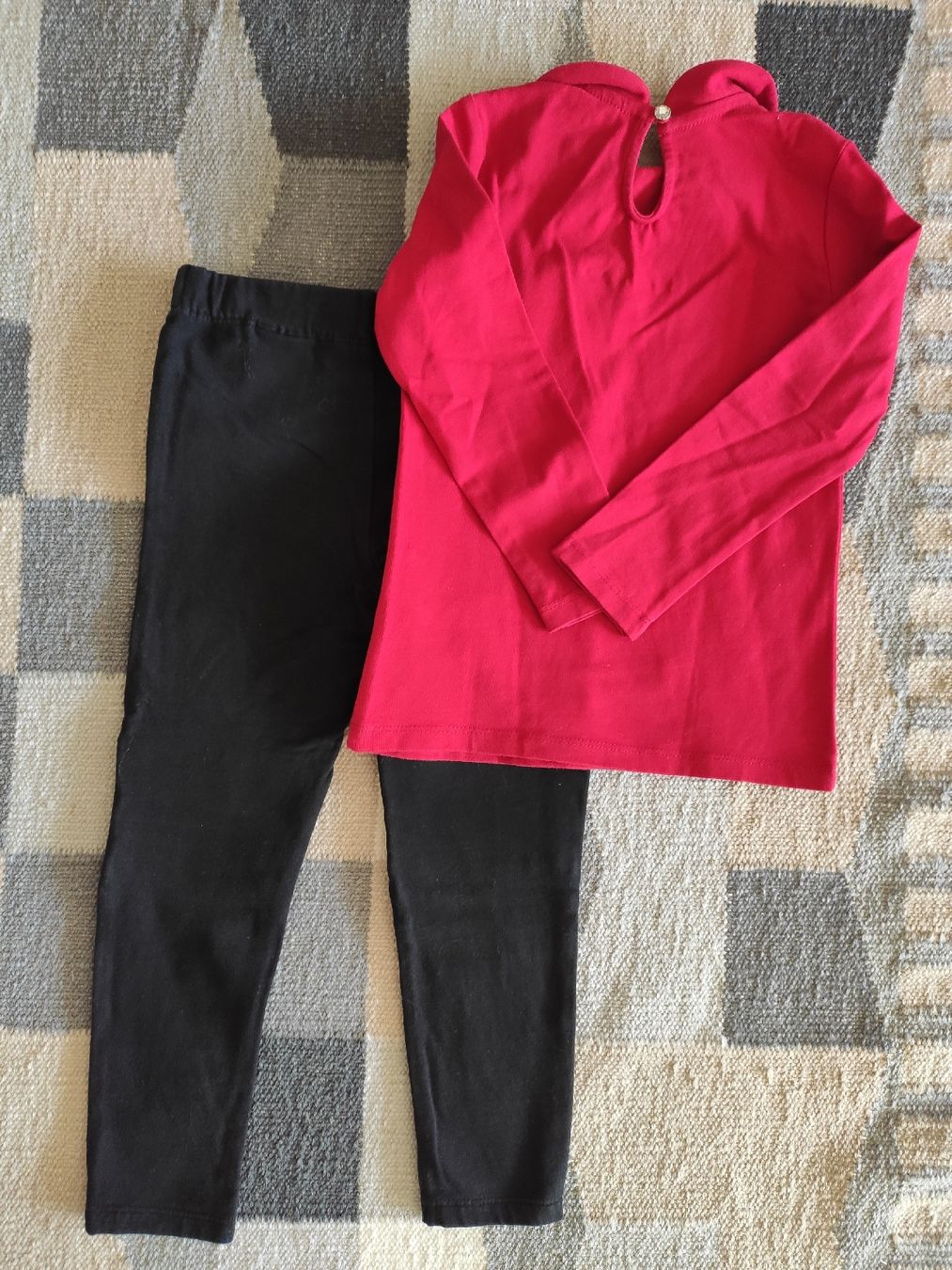 Kleiderpakete & -sets: H&M + Original Marines Gr. 110 Hose und Hemd – Gebraucht aus Urdorf von giu_r2fr 1