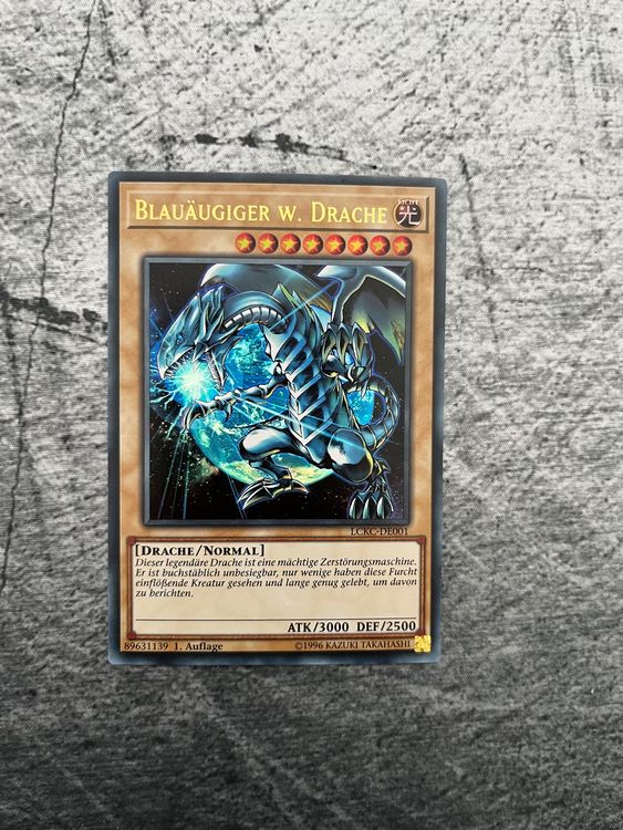 Blauäugiger w. Drache (Motiv SDKS) (LCKC-DE001), Ultra Rare 1