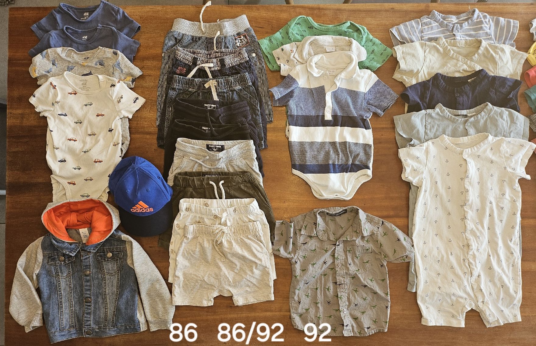 Lotti & Set di vestiti: Kleidung Sommer Grösse 86  86/92  92 – Usato da Baar venduto da Naedels-Kreationen