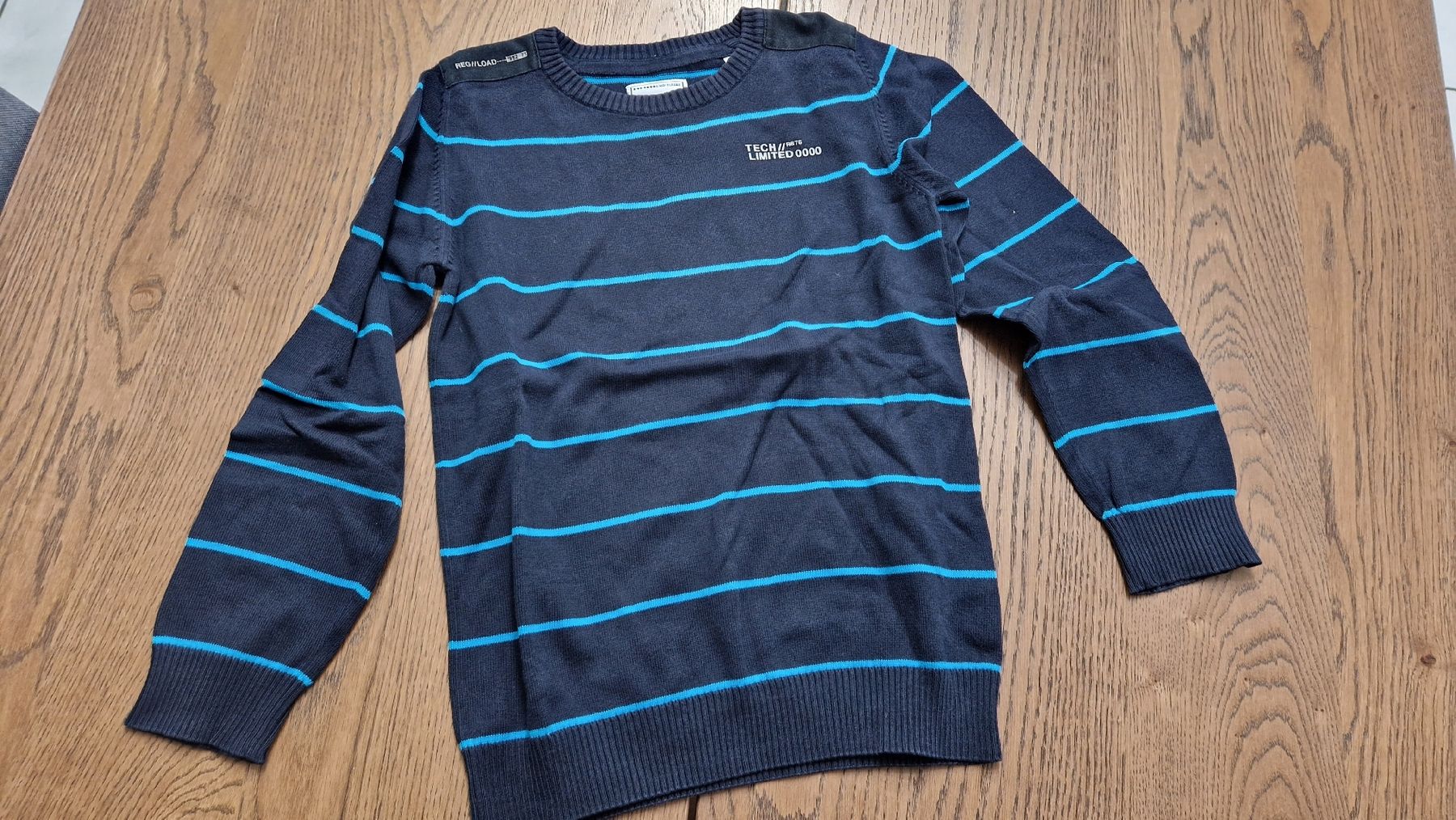 C&A Pulls et sweat-shirts: Cooler Jungen-Pulli – Neuf (Voir description) à Triengen par Tiko011