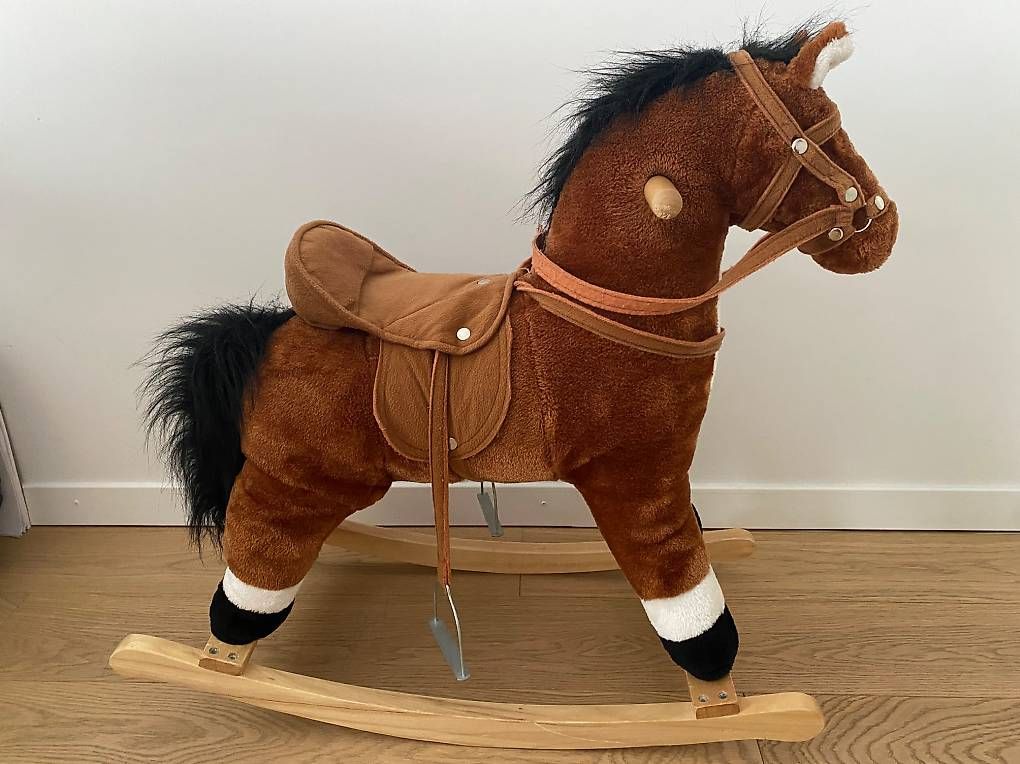 Jouets: Cheval à bascule – D'occasion à Lausanne par ali_vmb9 1