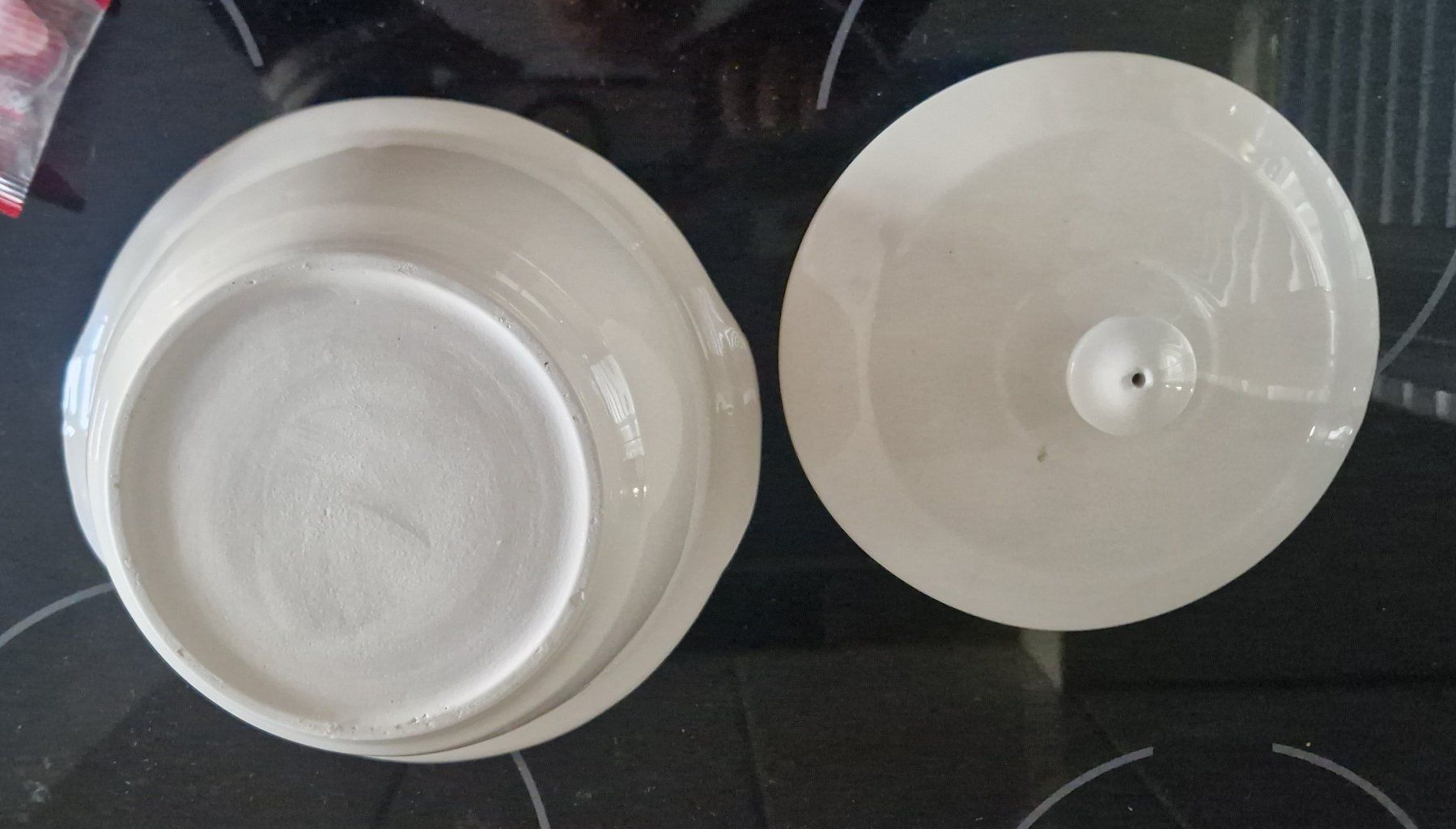 Recipients et similaires: Schüssel mit Deckel – D'occasion à KREUZLINGEN par sma_c5fz 1