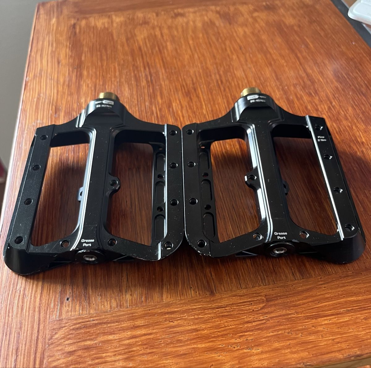rennrad für dicke Tori Fahrradträger, verstellbar, freistehend, aus Holz, Räder mit einer von 2,7 cm bis 9,6 cm, für Rennrad, Rennrad, Mountainbike, Gazelle Furore Herrenfahrrad 28 Zimt Wähle Deine Farbe:Silver Brushed