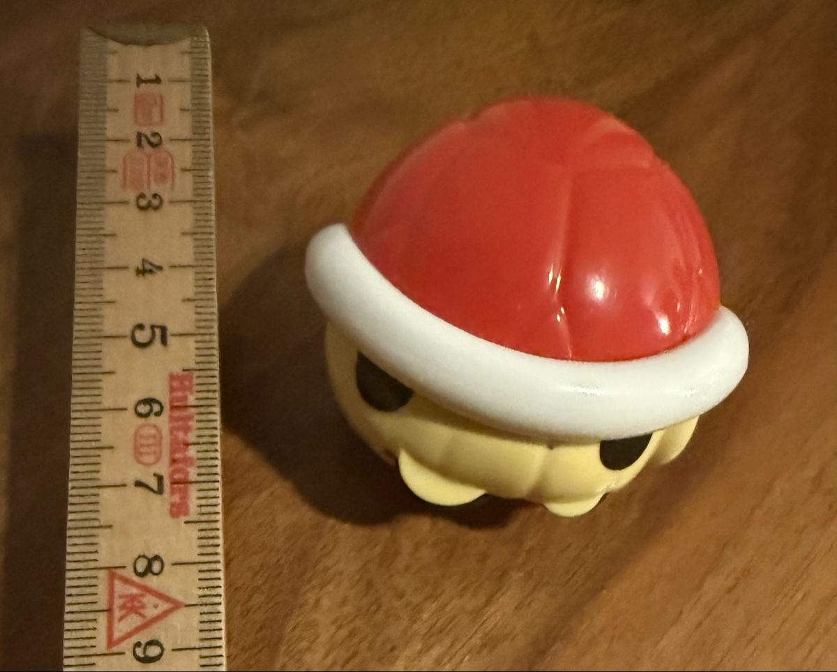 Nintendo Figuren: Super Mario Goomba Figur mit rotem Panzer, Herbst Deko – Gebraucht aus Affoltern am Albis von cherries