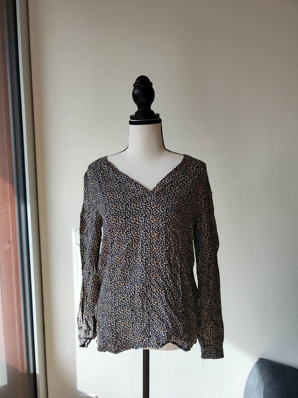 Vero Moda Chemisiers: Bluse Vero Moda S/XS – D'occasion à Riehen par edu_92w7