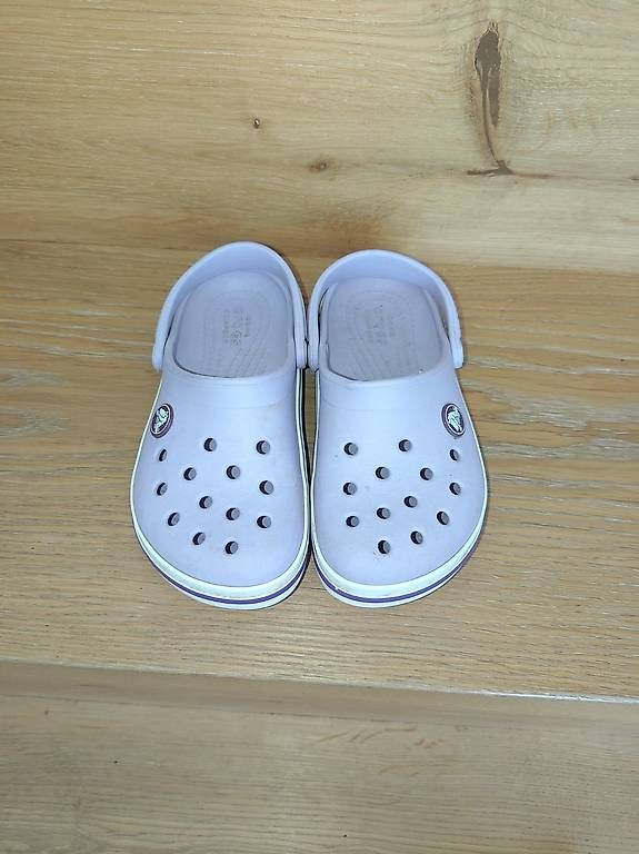 Scarpe per ragazzi: Original Crocs Clogs. Grösse 11 (EU/Schweiz 28-29) – Usato da Dällikon venduto da Wedoni