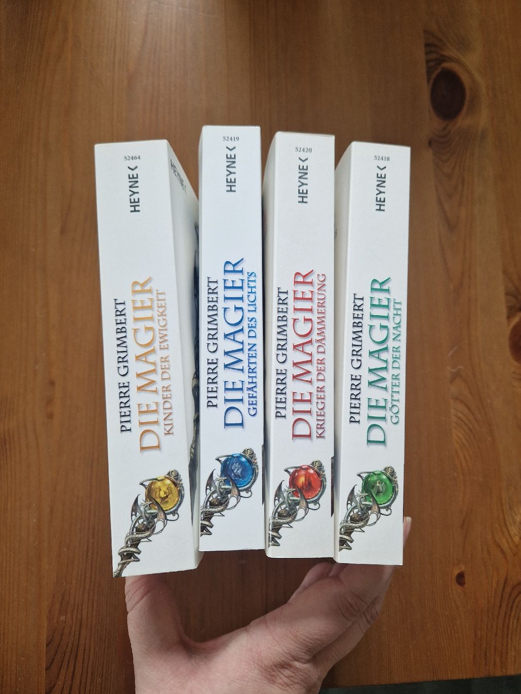 Libri: Pierre Grimbert - Die Magier - Gefaehrten des Lichts – Usato da Gerlafingen venduto da JessicaBruppacher