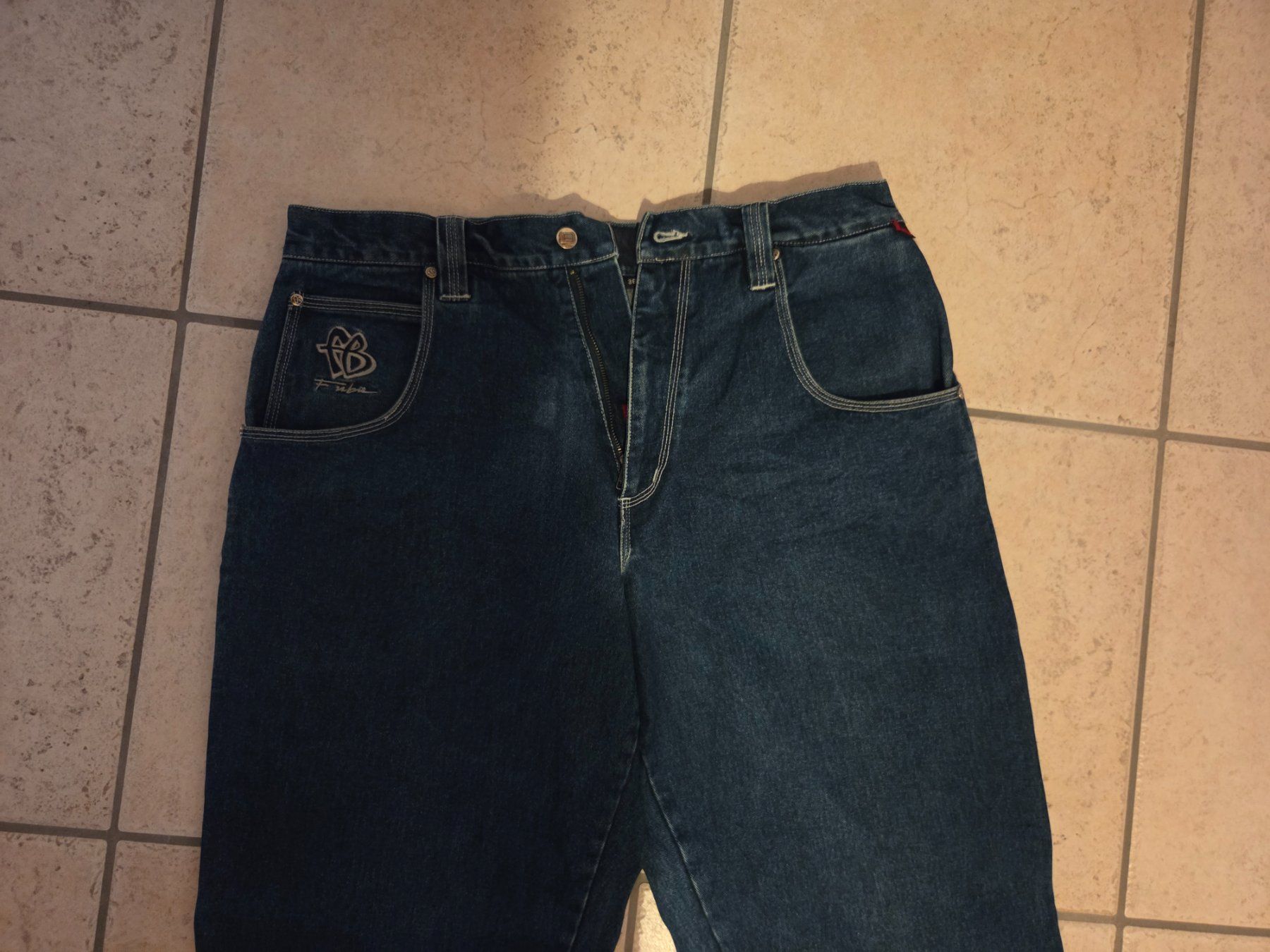Fubu Jeans: FUBU Baggy; W36 / L34 – Gebraucht aus Buchs AG von Chris_88_2 6