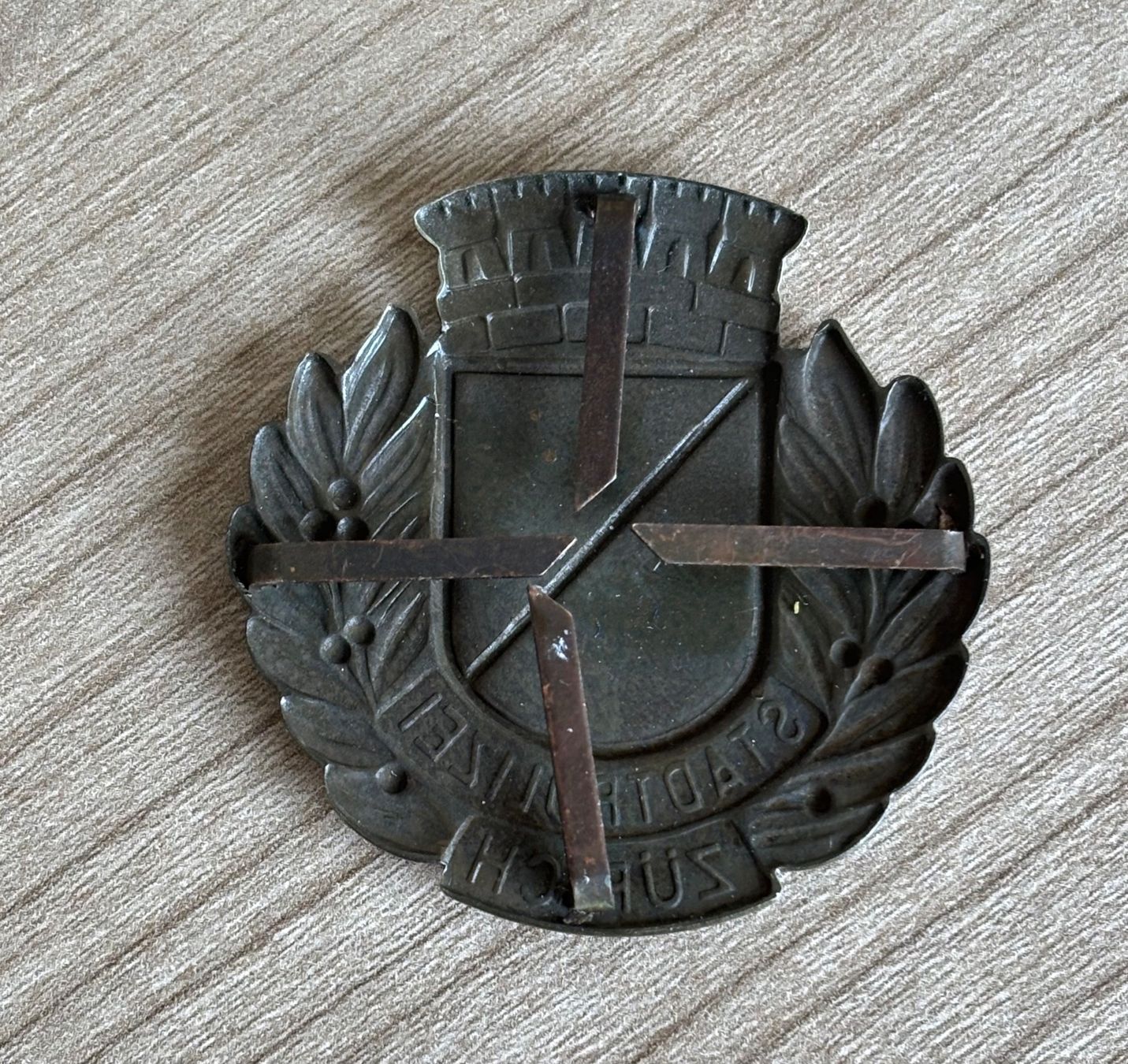 Placchette & Badge: Metall Abzeichen Stapo ZH - Plakette – Usato da Jona venduto da Sid100 3