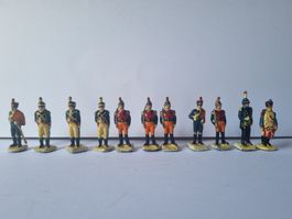 11 Figurines Soldats de Plomb Anciens - Collection Unique!