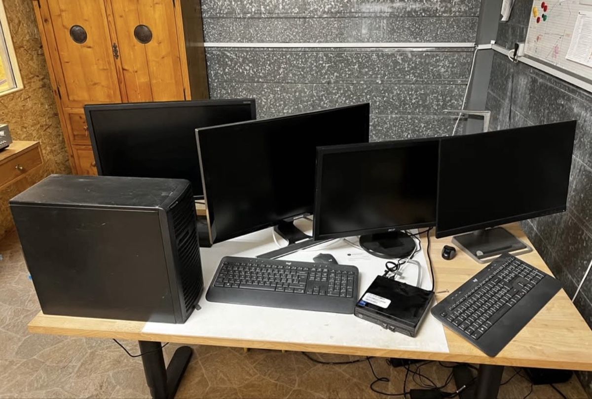 PCs: Ordinateurs et écrans à vendre – D'occasion à Perly par art_hj7j 2