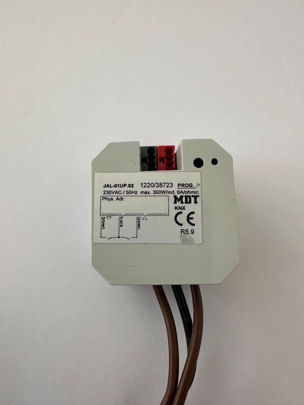 MDT Componenti elettronici: KNX MDT Jalousieaktor – Usato da Schaffhausen venduto da el-buttre