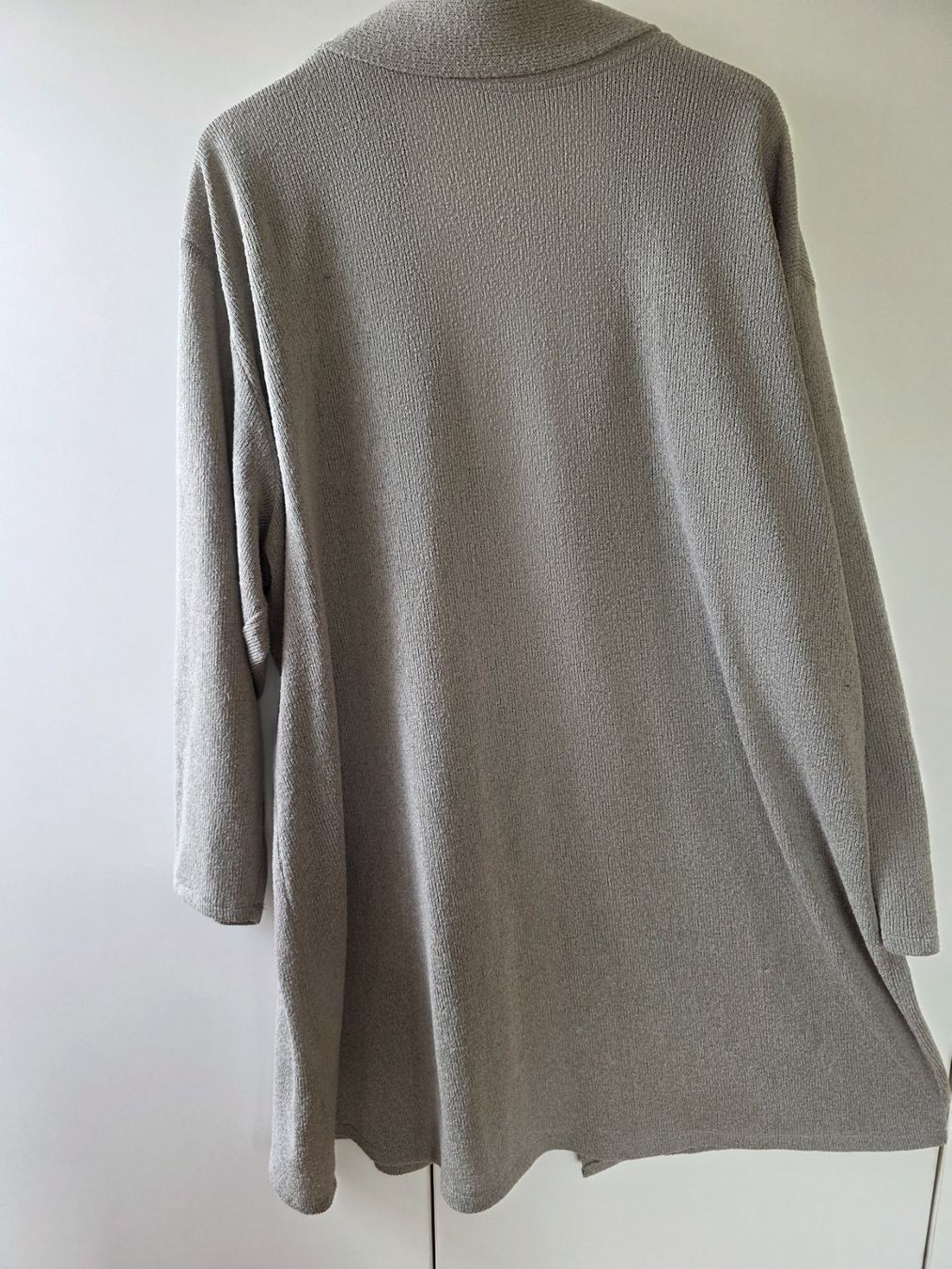 Giacche: Strickjacke Mantel ca. Gr. 50-54 Angebot wird nicht erneuert – Usato da Riehen venduto da robs2026 2