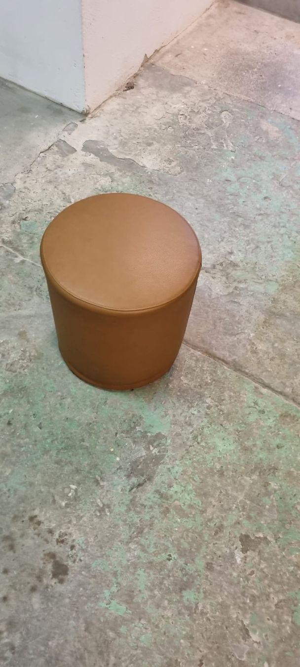Hocker: Hocker – Neu (gemäss Beschreibung) aus Meilen von Tulip5 1